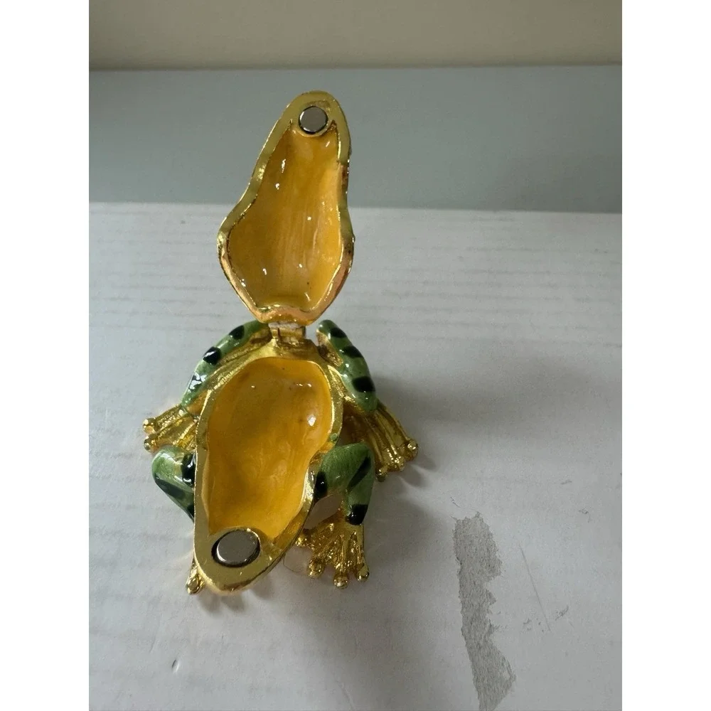 Gorgeous Green Enamel Frog Trinket Box - Jeweled Gold Tone w/ Magnetic Closure